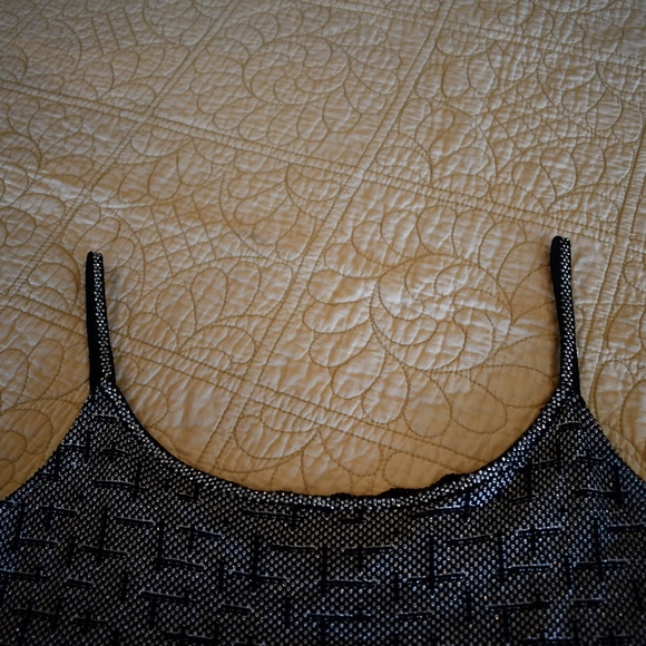 St John Sml Top - Picture 4 of 8